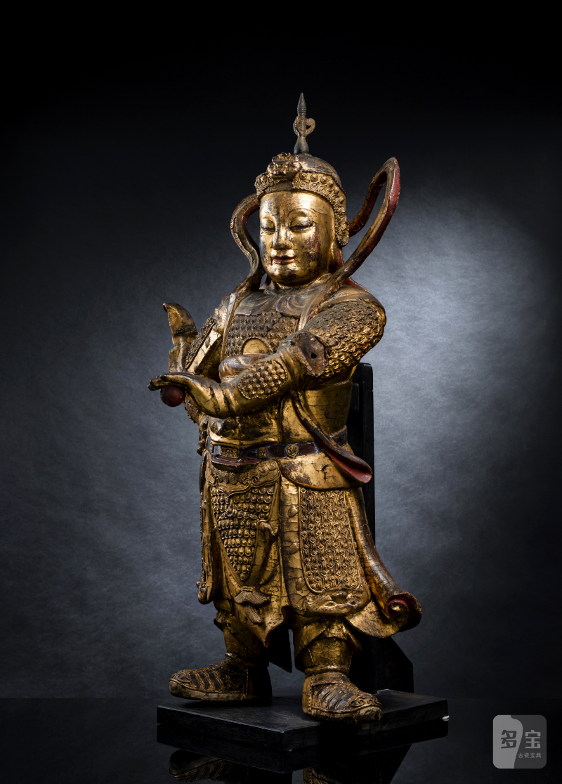 A LARGE GILT-LACQUERED WOOD FIGURE OF WEITUO - 图8